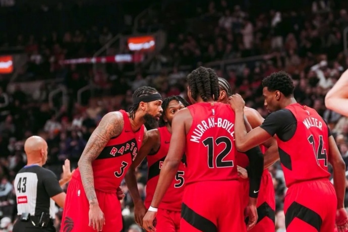 巴恩斯18+12+12三双！猛龙136-101大胜残阵篮网 锁定东部第五